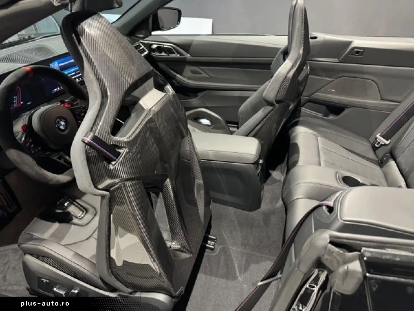 BMW M4 Cabrio Competition CARBON SITZE