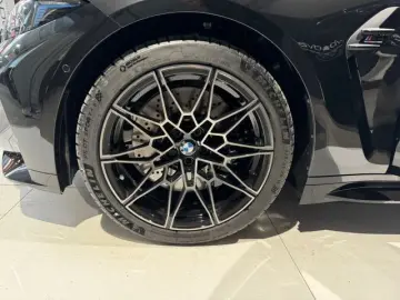 BMW M4 Cabrio Competition CARBON SITZE