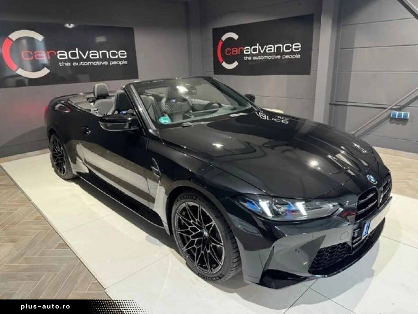 BMW M4 Cabrio Competition CARBON SITZE
