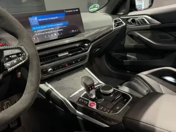 BMW M4 Cabrio Competition CARBON SITZE