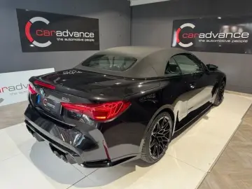 BMW M4 Cabrio Competition CARBON SITZE