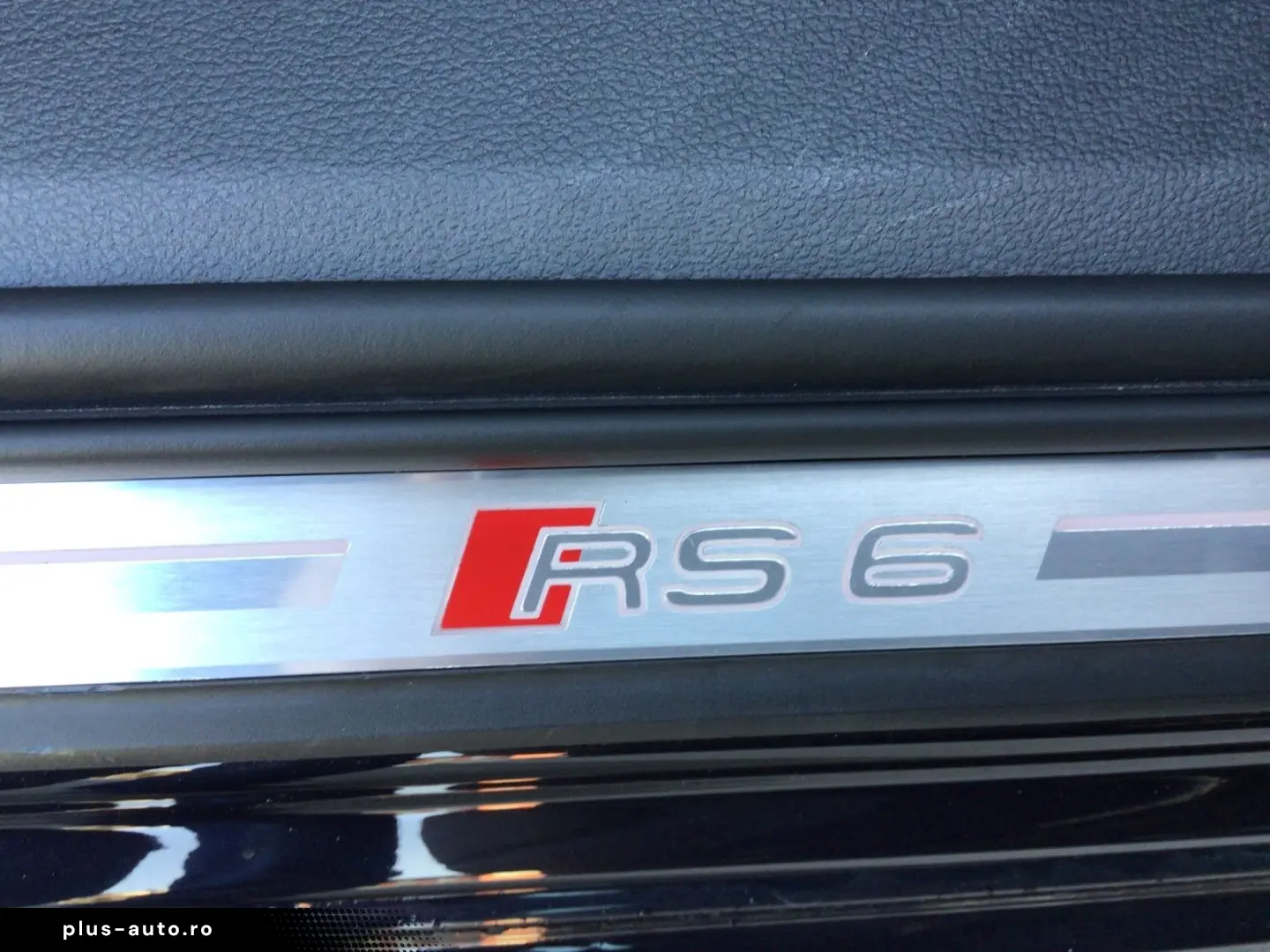 AUDI RS6 Avant 4.0TFSI qua Tiptr. KERAMIK HDMATRIX