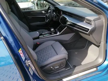 AUDI RS 6 Avant 4.0 Tiptronic quattro performance AHK