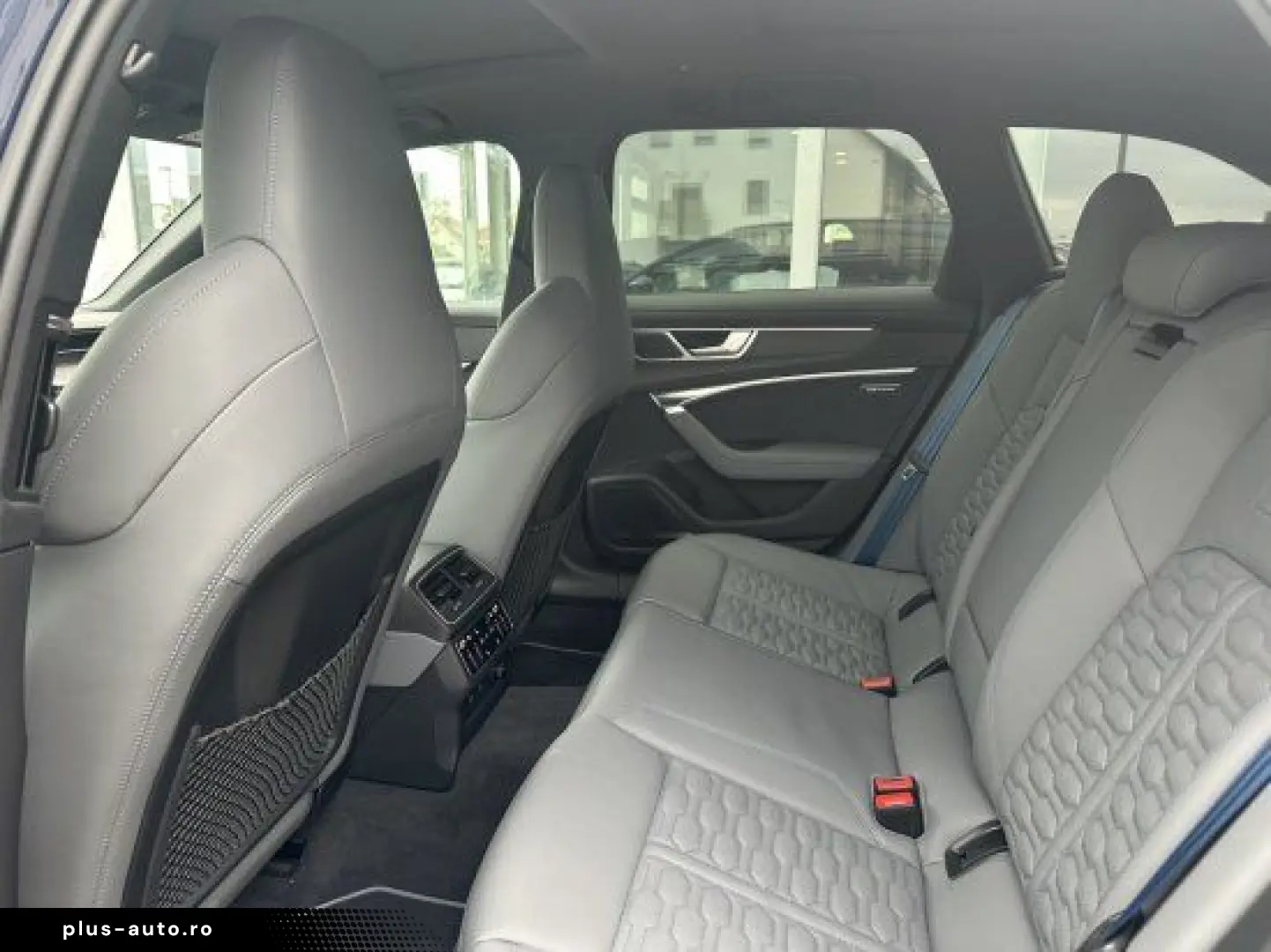 AUDI RS6 AVANT 4.0TSI QUATTRO HEAD-UP PANO STANDH. AH