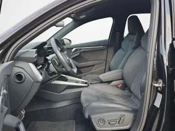 AUDI RS 3 Limousine S tronic quattro ASI LED 19-Zoll