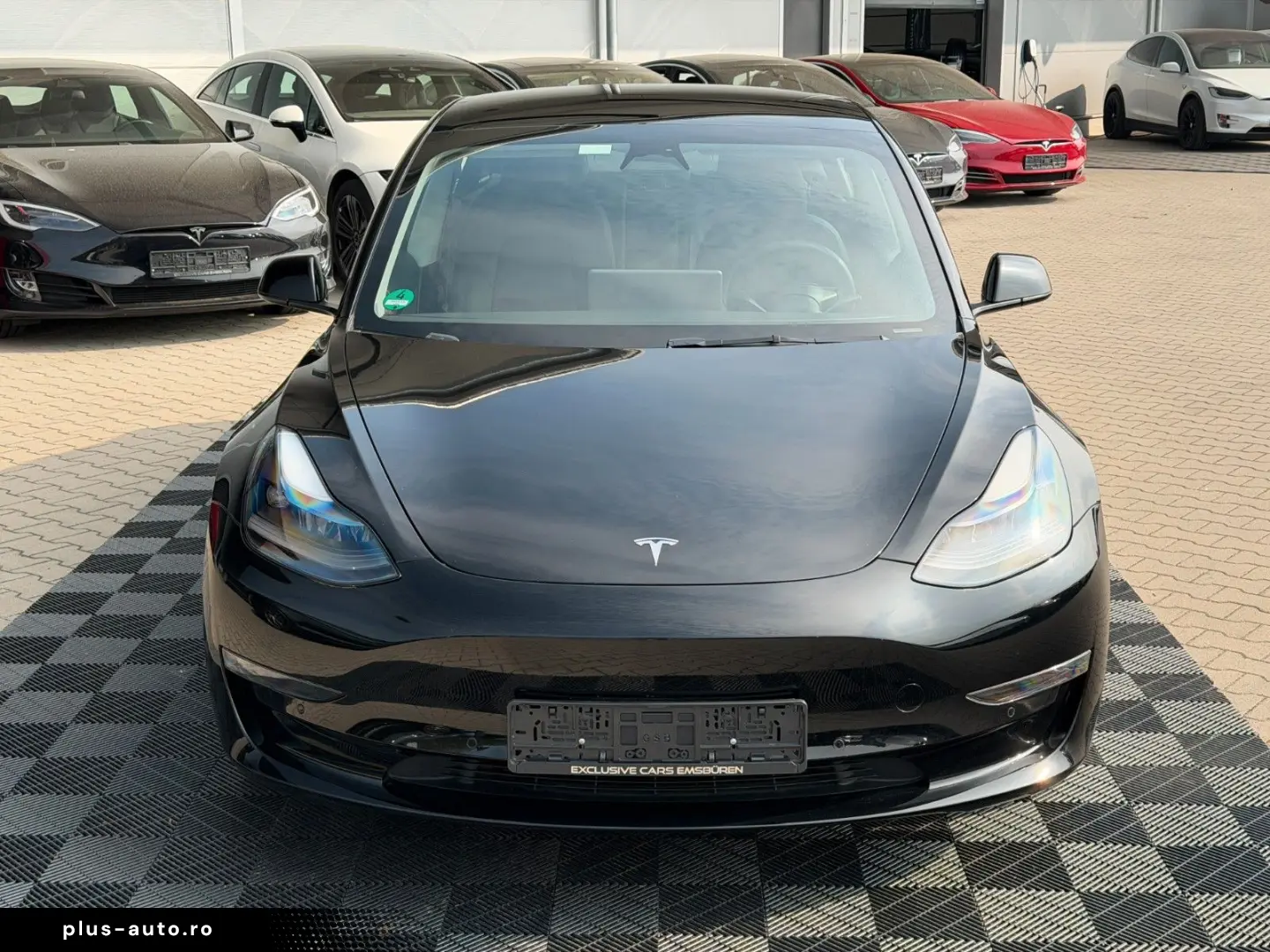 TESLA MODEL 3 LONG RANGE DUAL MOTOR   AMD RYZEN