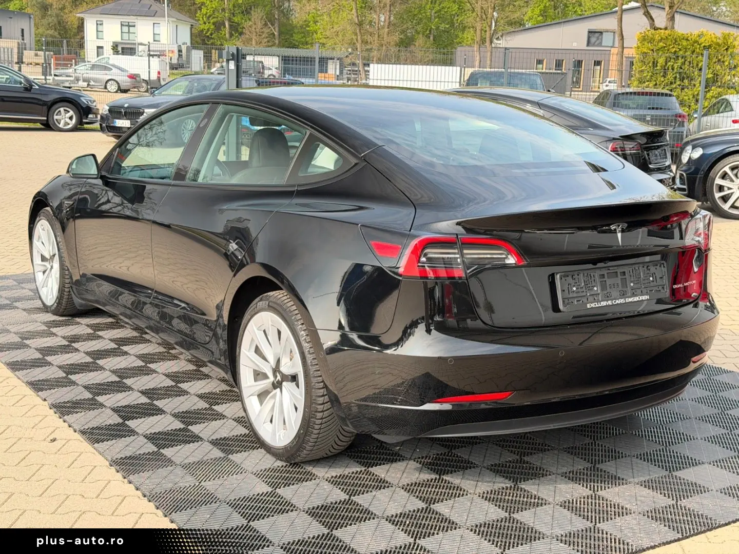 TESLA MODEL 3 LONG RANGE DUAL MOTOR   AMD RYZEN