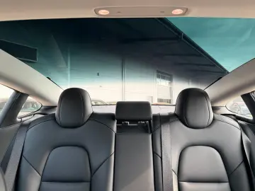 TESLA MODEL 3 LONG RANGE DUAL MOTOR   AMD RYZEN