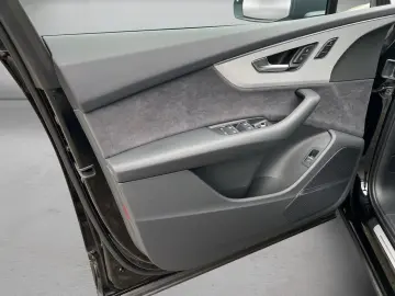 AUDI SQ7 SUV tiptronic 4.0 TFSI quattro  ACC HUD