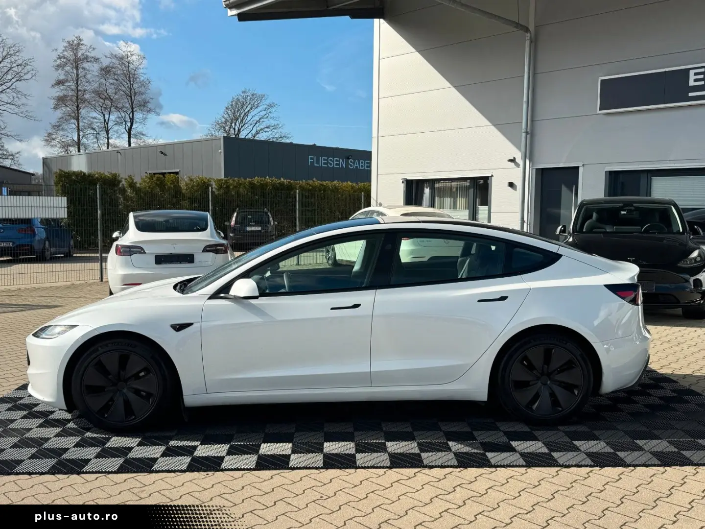 TESLA MODEL 3 HIGHLAND LR AWD   HW4   TOW PACKAGE