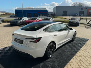 TESLA MODEL 3 HIGHLAND LR AWD   HW4   TOW PACKAGE