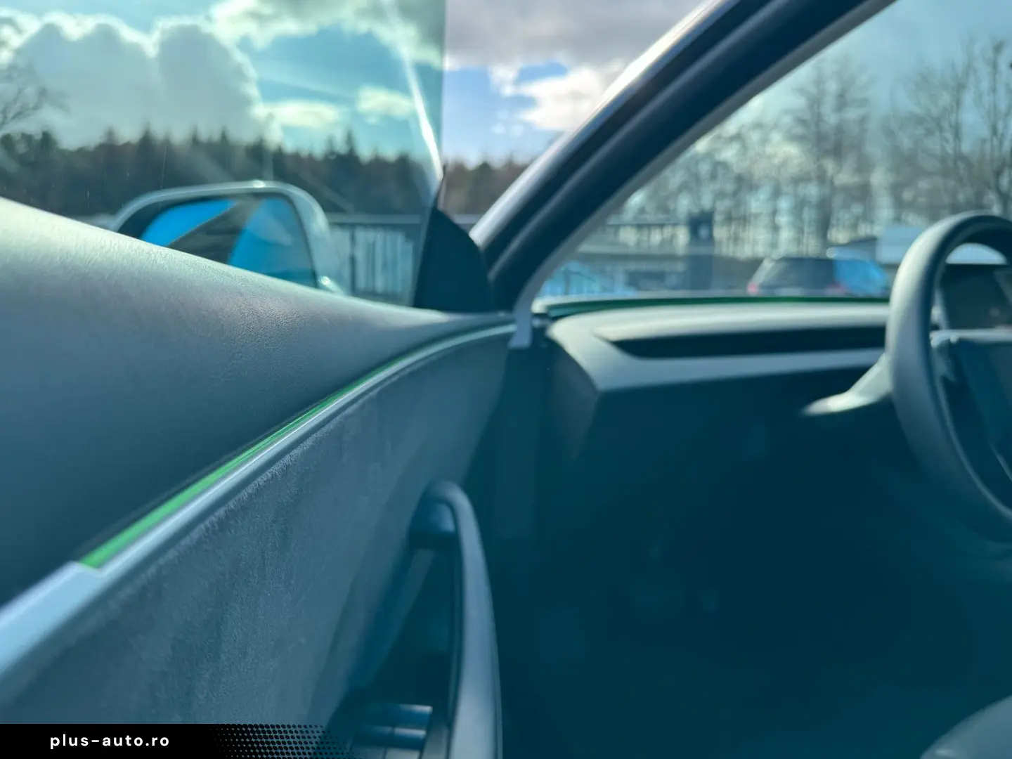 TESLA MODEL 3 HIGHLAND LR AWD   HW4   TOW PACKAGE