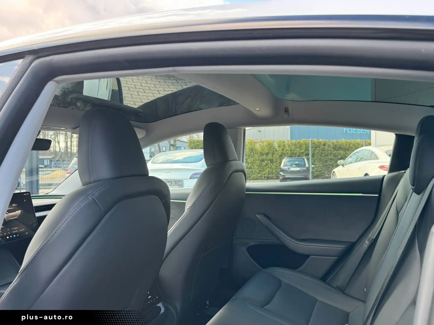 TESLA MODEL 3 HIGHLAND LR AWD   HW4   TOW PACKAGE