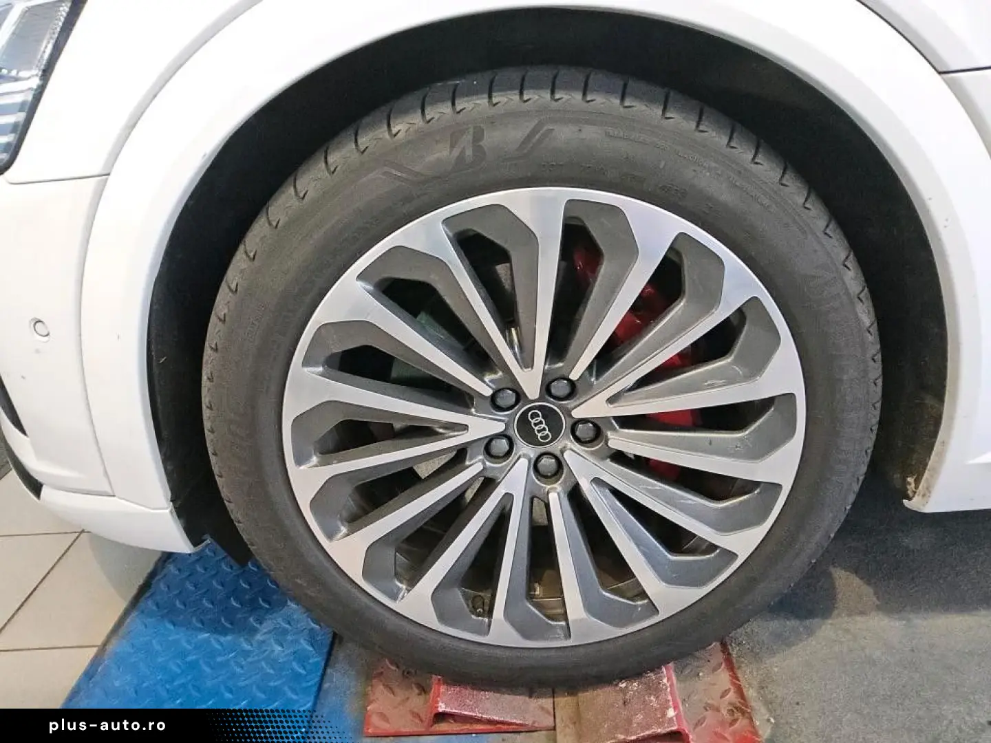 AUDI Q8 SPORTBACK E-TRON SLINE MATRIX LANE ACC 360CAM