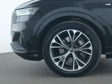 AUDI Q8 S line Edition Matrix-LED HuD ACC Kamera AHK