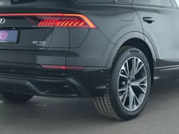 AUDI Q8 S line Edition Matrix-LED HuD ACC Kamera AHK