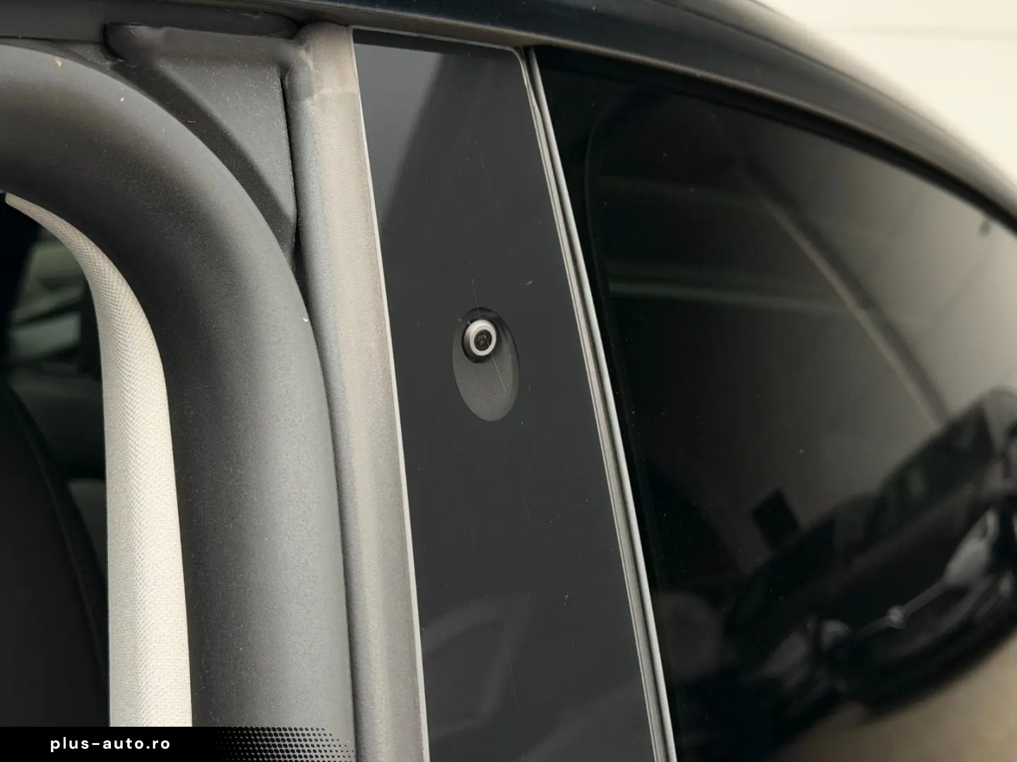 TESLA MODEL Y LONG RANGE AWD   AMD RYZEN