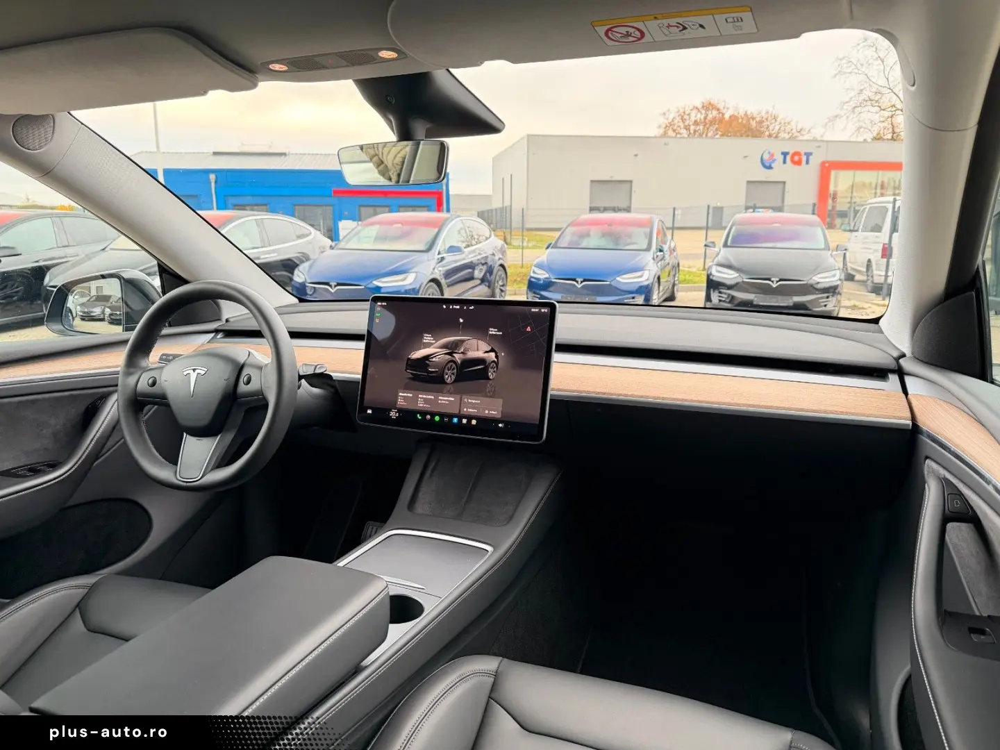 TESLA MODEL Y LONG RANGE AWD   AMD RYZEN
