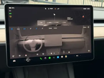 TESLA MODEL Y LONG RANGE AWD   AMD RYZEN
