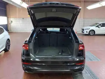 AUDI Q8 55 TFSIe S-LINE HD-MATRIX B&O 360  ACC LUFT