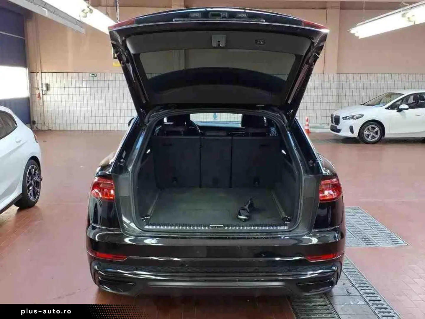 AUDI Q8 55 TFSIe S-LINE HD-MATRIX B&O 360  ACC LUFT