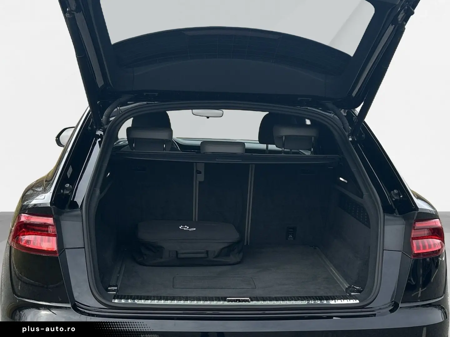 AUDI Q8 55 TFSI e quattro LED LEDER HUD 21  PRIVACY