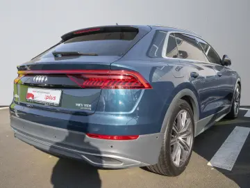 AUDI Q8 50 TDI quattro S line Sport AHK HD Matrix Kam