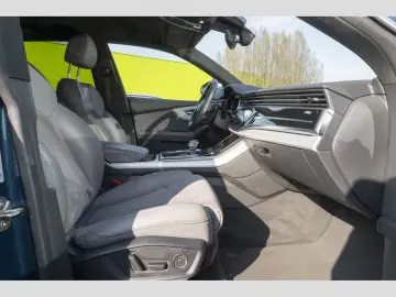 AUDI Q8 50 TDI quattro S line Sport AHK HD Matrix Kam