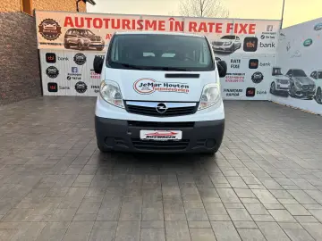 Opel Vivaro Long 2012