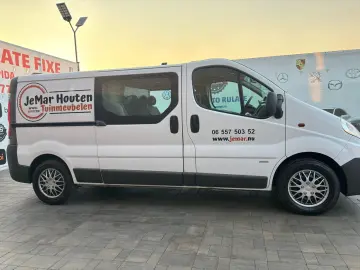 Opel Vivaro Long 2012