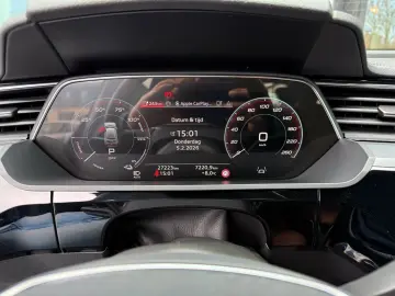 AUDI Q8 e-tron 55 Quattro S-Line - ACC   KEYLESS