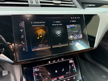 AUDI Q8 e-tron 55 Quattro S-Line - ACC   KEYLESS