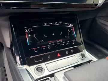 AUDI Q8 e-tron 55 Quattro S-Line - ACC   KEYLESS