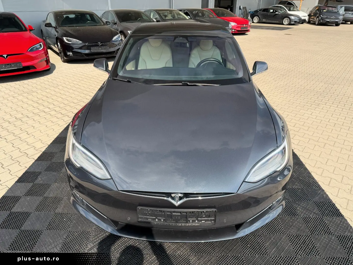 TESLA MODEL S RAVEN PERFORMANCE   21INCH   CREAM