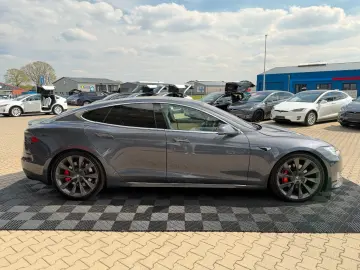 TESLA MODEL S RAVEN PERFORMANCE   21INCH   CREAM