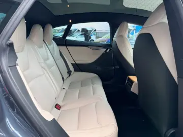 TESLA MODEL S RAVEN PERFORMANCE   21INCH   CREAM