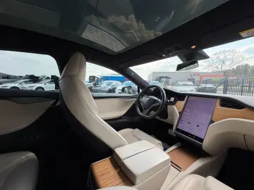 TESLA MODEL S RAVEN PERFORMANCE   21INCH   CREAM