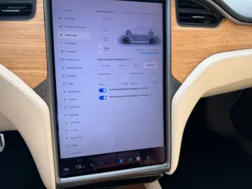 TESLA MODEL S RAVEN PERFORMANCE   21INCH   CREAM