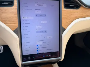 TESLA MODEL S RAVEN PERFORMANCE   21INCH   CREAM