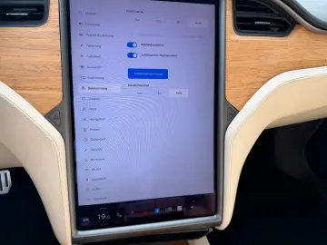 TESLA MODEL S RAVEN PERFORMANCE   21INCH   CREAM