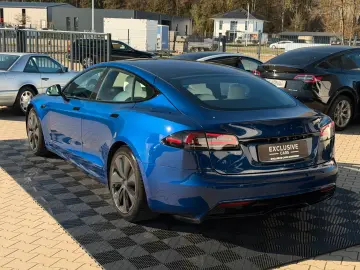 TESLA MODEL S PALLADIUM MAXIMAL RANGE   MATRIX LED