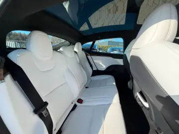 TESLA MODEL S PALLADIUM MAXIMAL RANGE   MATRIX LED