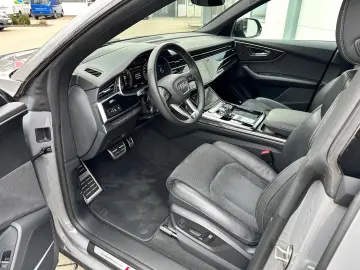 AUDI Q8 3.0 TDI quattro competition plus HUD B&O uvm.