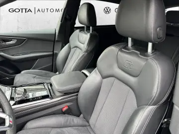 AUDI Q8 3.0 TDI quattro competition plus HUD B&O uvm.