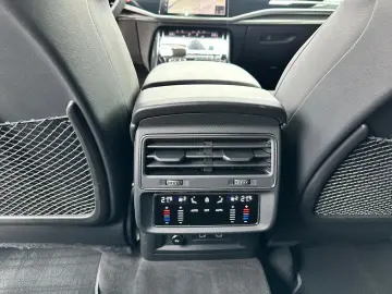 AUDI Q8 3.0 TDI quattro competition plus HUD B&O uvm.