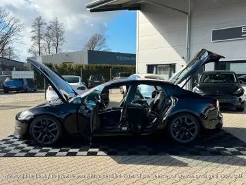 TESLA MODEL S PALLADIUM   MATRIX   21  Arachnid   HW4