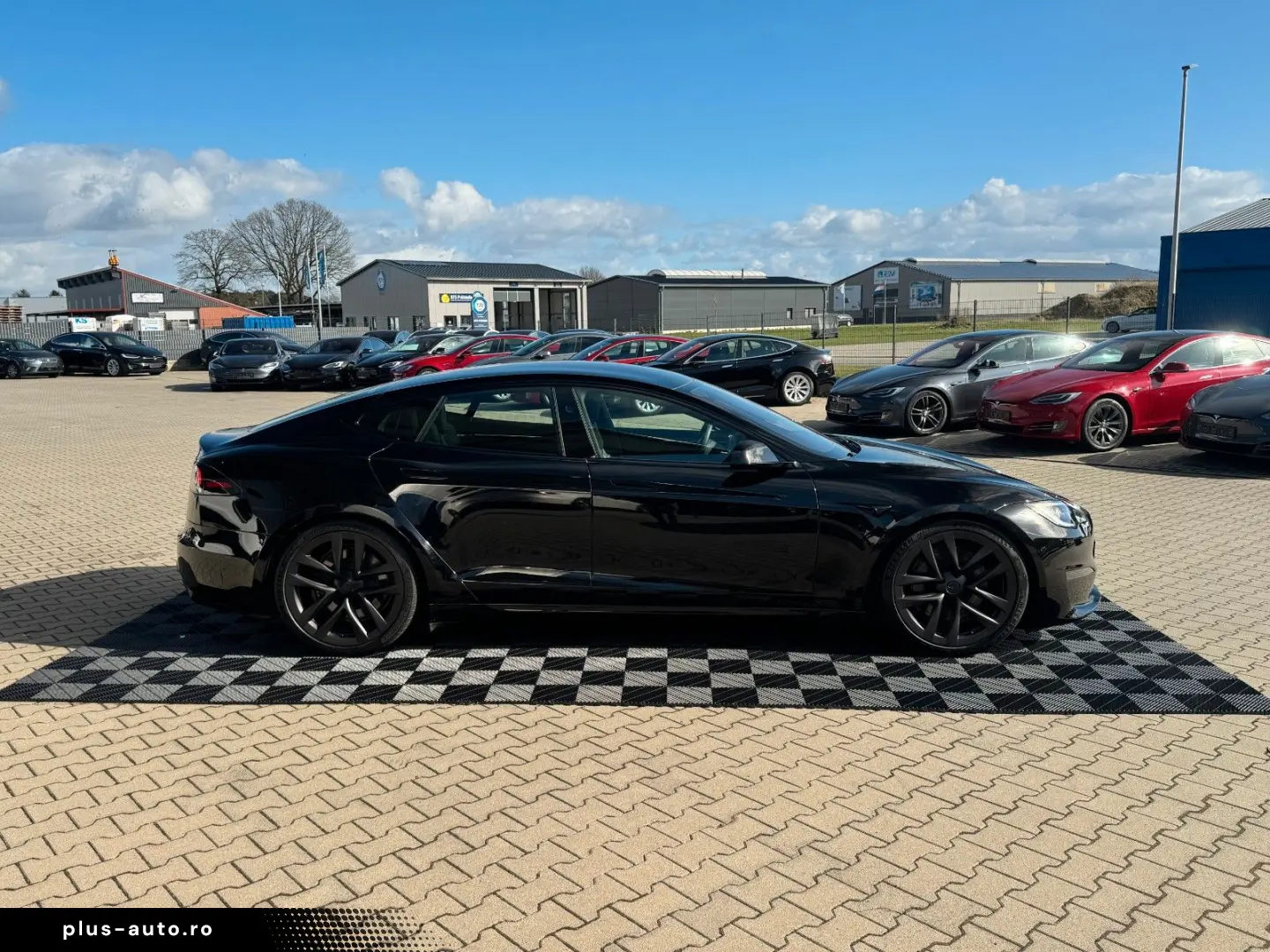 TESLA MODEL S PALLADIUM   MATRIX   21  Arachnid   HW4