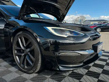 TESLA MODEL S PALLADIUM   MATRIX   21  Arachnid   HW4