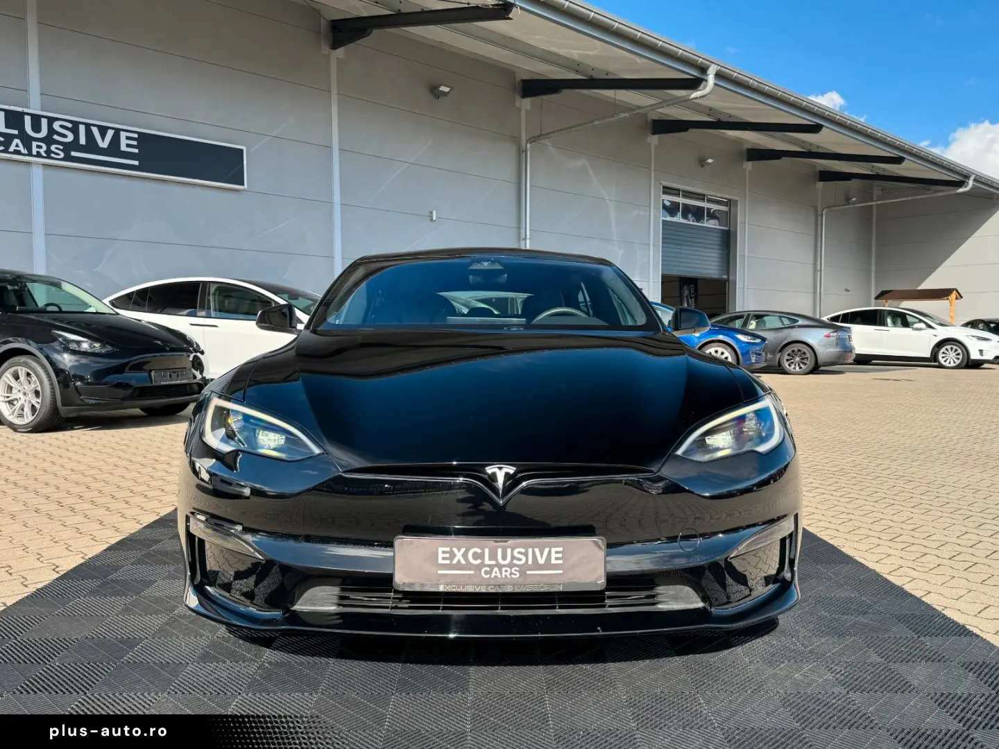 TESLA MODEL S PALLADIUM   MATRIX   21  Arachnid   HW4