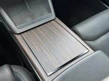 TESLA MODEL S PALLADIUM   MATRIX   21  Arachnid   HW4